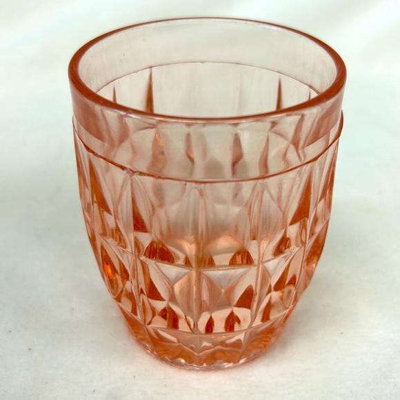 Vintage pair of  diamond cut “JEANETTE GLASS” pink depression glass tumblers… - Picture 7 of 7